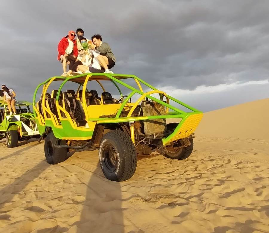 City tours en Lima y Huacachina - Tubulares en arena