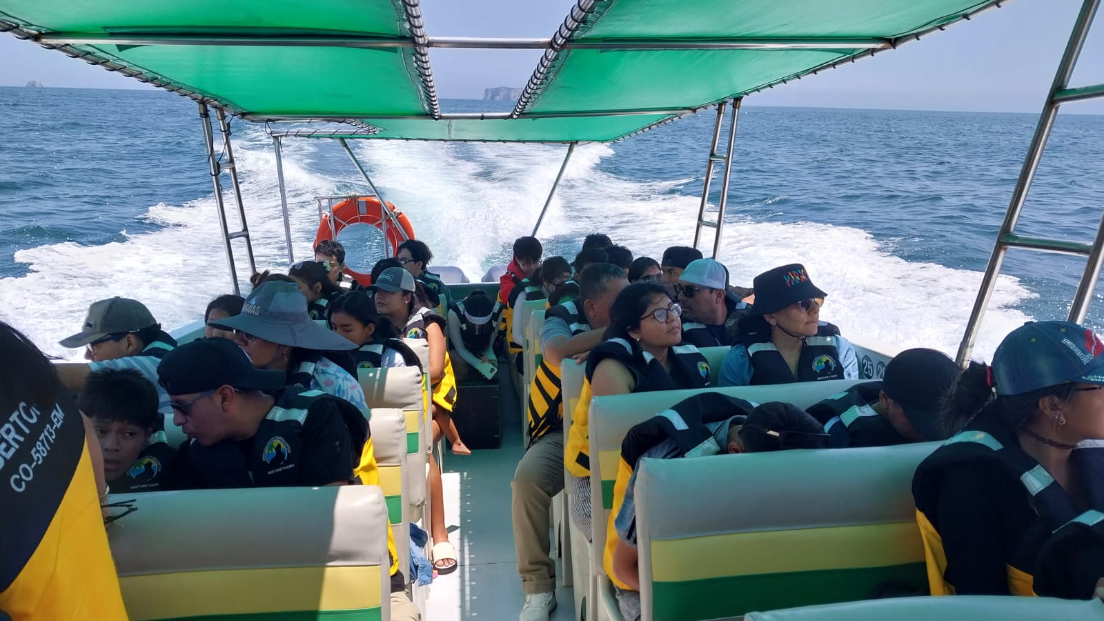 Taxi van turístico - Aventura en Huacachina